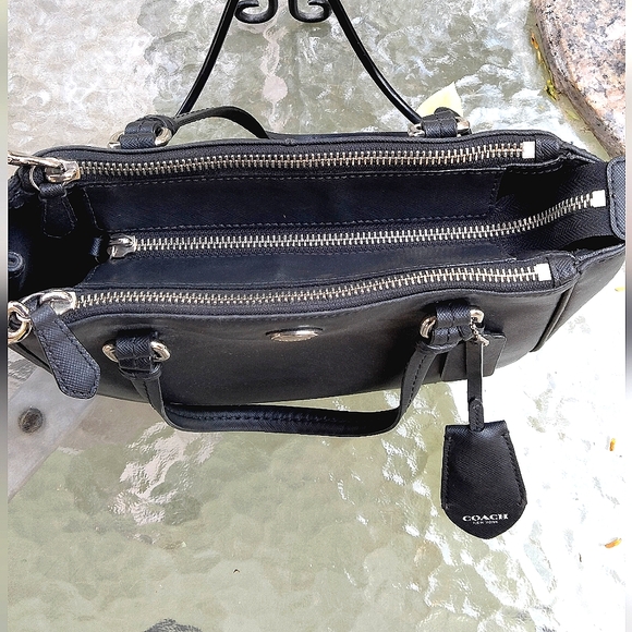 Coach Peyton Black Leather Double Zip Crossbody - Picture 7 of 11